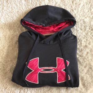 Under Armour Sweatshirt